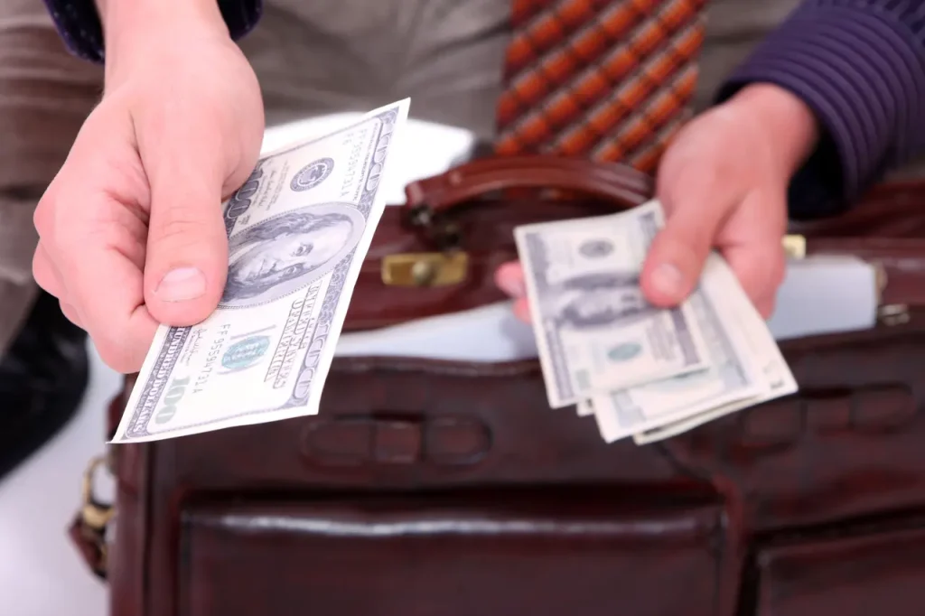 Advantages of Private Lending for Investors