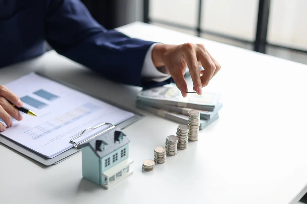 Real Estate Capital