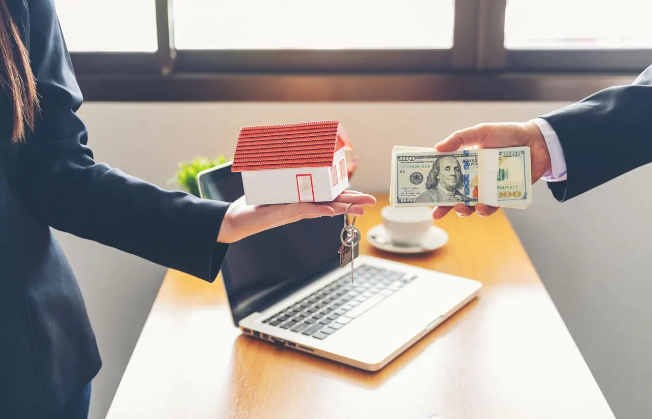 Benefits of Direct Money Lenders for Real Estate